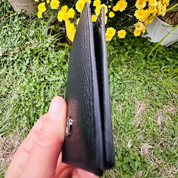 CD Icon Vertical Bifold Card Holder GWP - Picture 11 of 14